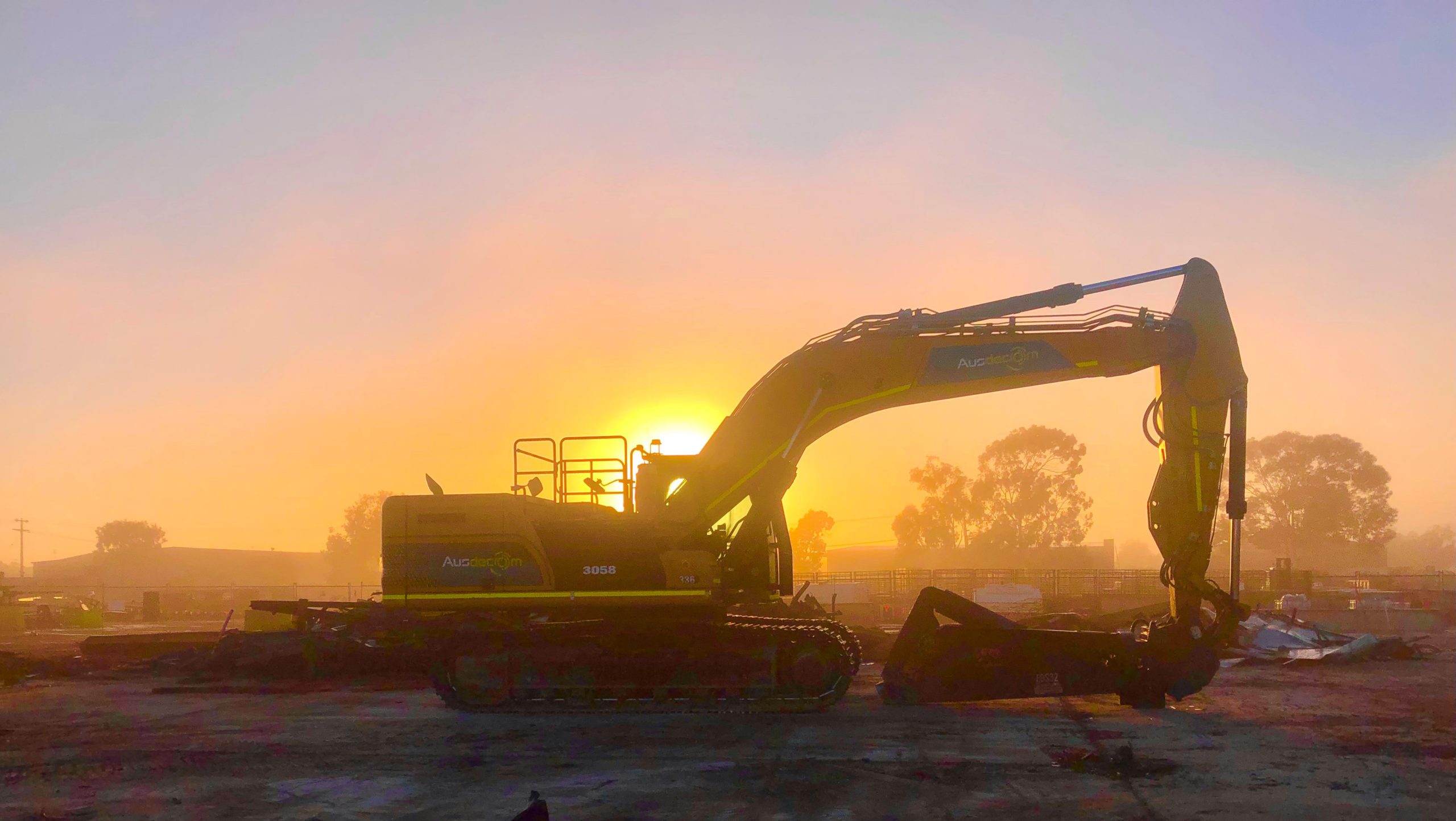 http://Excavator%20Sunrise